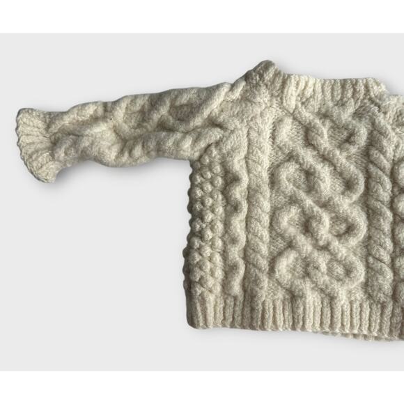 Aran Sweater Market 100% Merino Wool Sweater Shoulder Buttons Baby Size Small - Picture 7 of 15